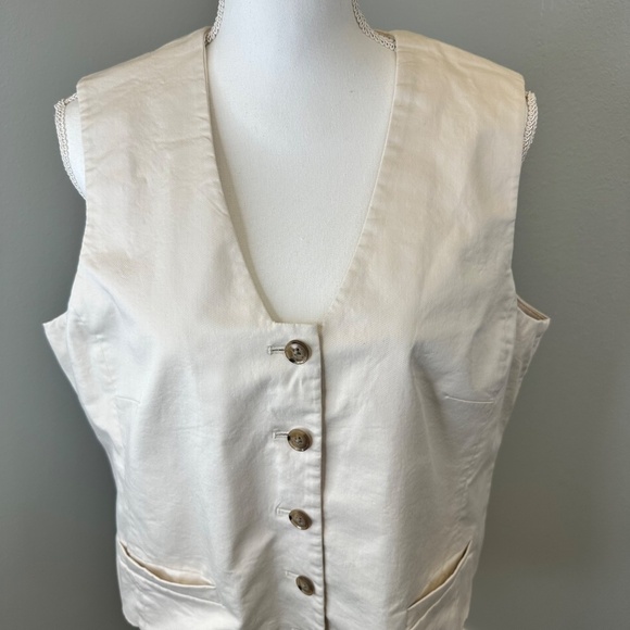 Banana Republic Beige Botton Down Vest size 16 - Picture 2 of 6
